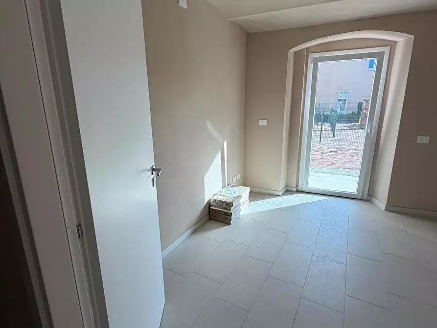 Immagine 7 di Casa semindipendente in vendita  a Sarzana