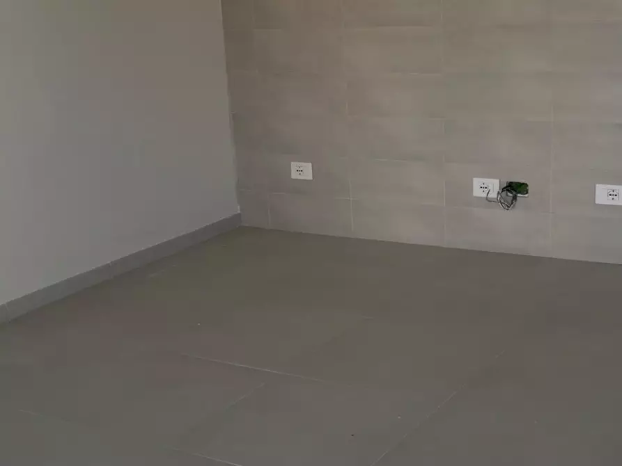 Immagine 6 di Appartamento in vendita  a Sarzana