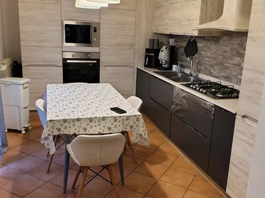 Immagine 9 di Appartamento in vendita  a Massa