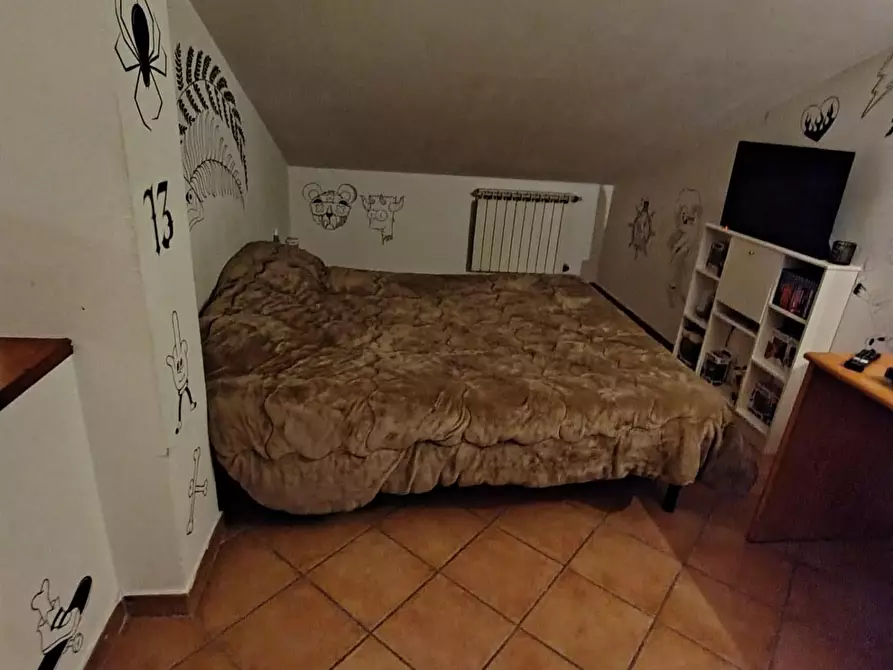 Immagine 11 di Appartamento in vendita  a Massa