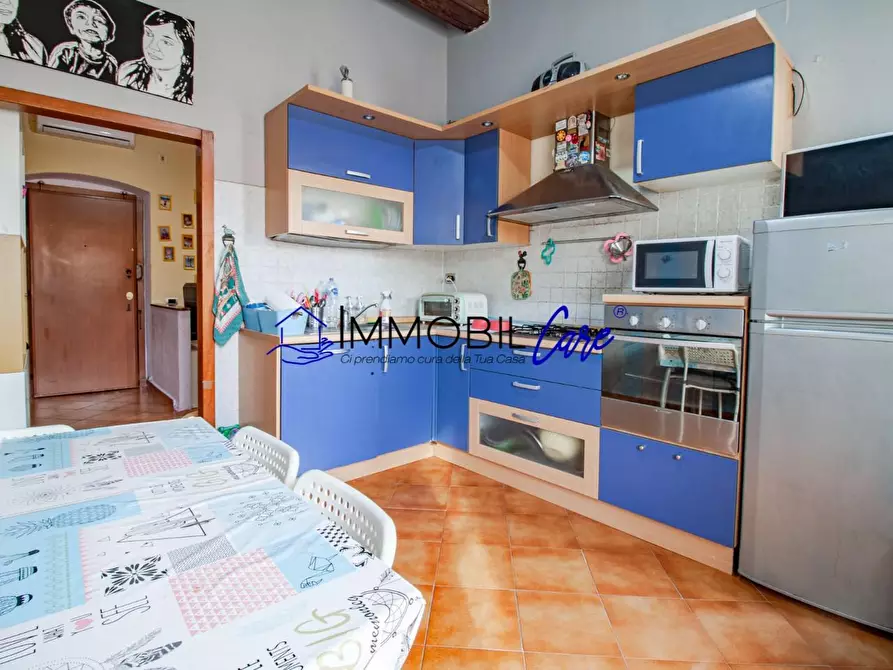 Immagine 7 di Appartamento in vendita  a Livorno