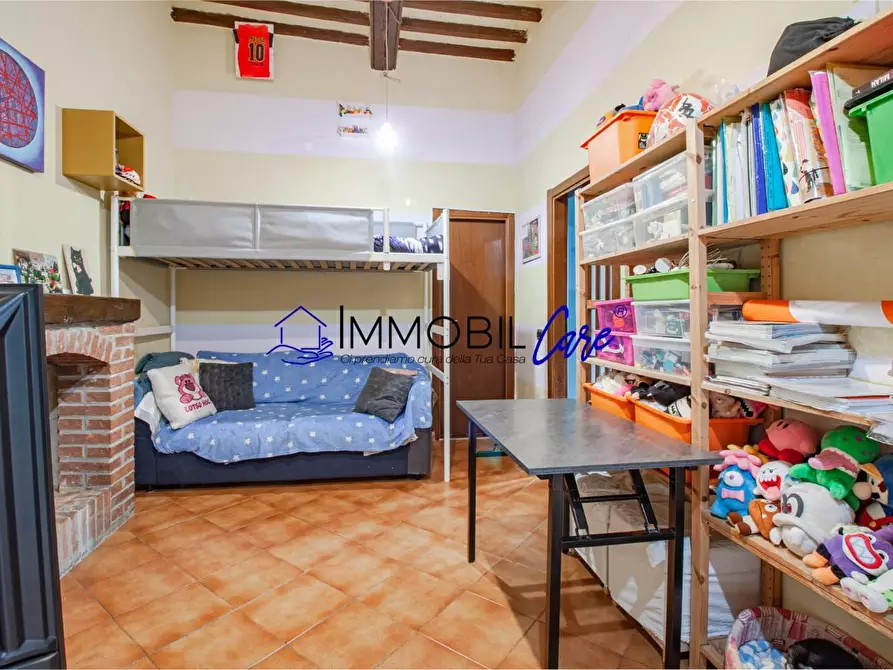 Immagine 4 di Appartamento in vendita  a Livorno