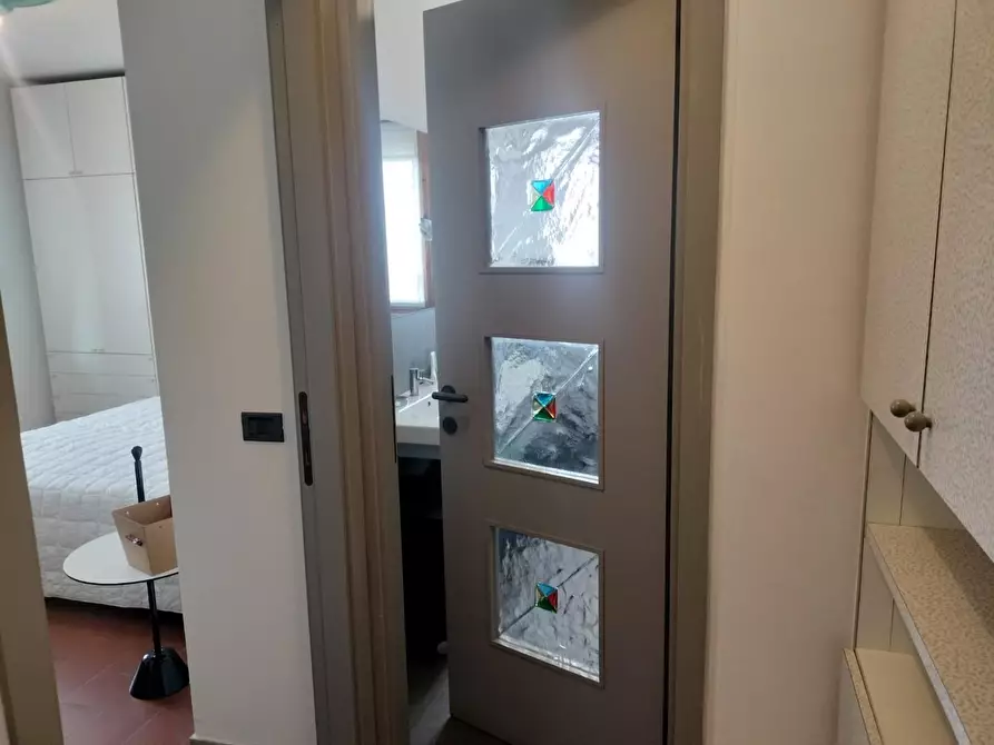 Immagine 13 di Appartamento in vendita  a Massa