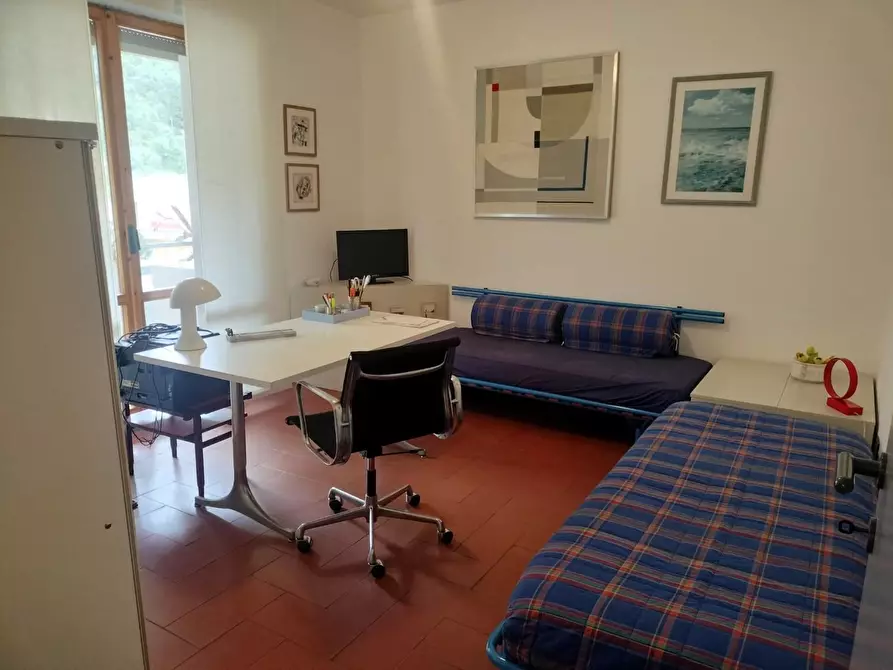 Immagine 12 di Appartamento in vendita  a Massa