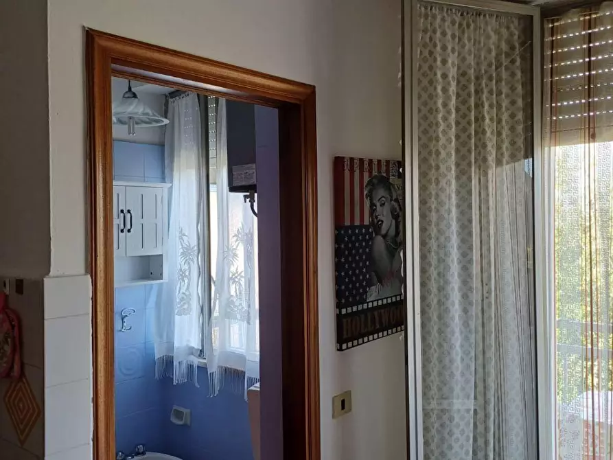 Immagine 10 di Appartamento in vendita  a Sarzana