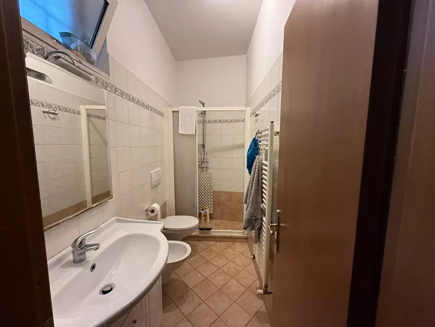 Immagine 6 di Appartamento in vendita  a Siena