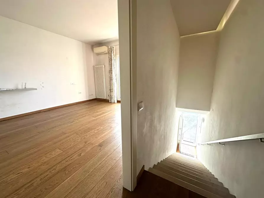 Immagine 15 di Appartamento in vendita  a Vinci