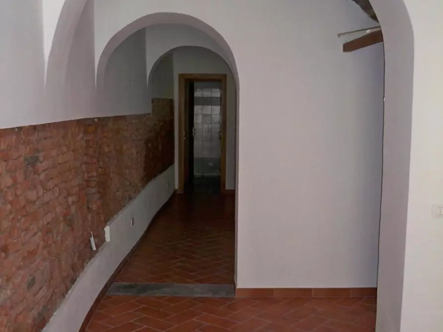 Immagine 5 di Locale commerciale in affitto  a Pisa