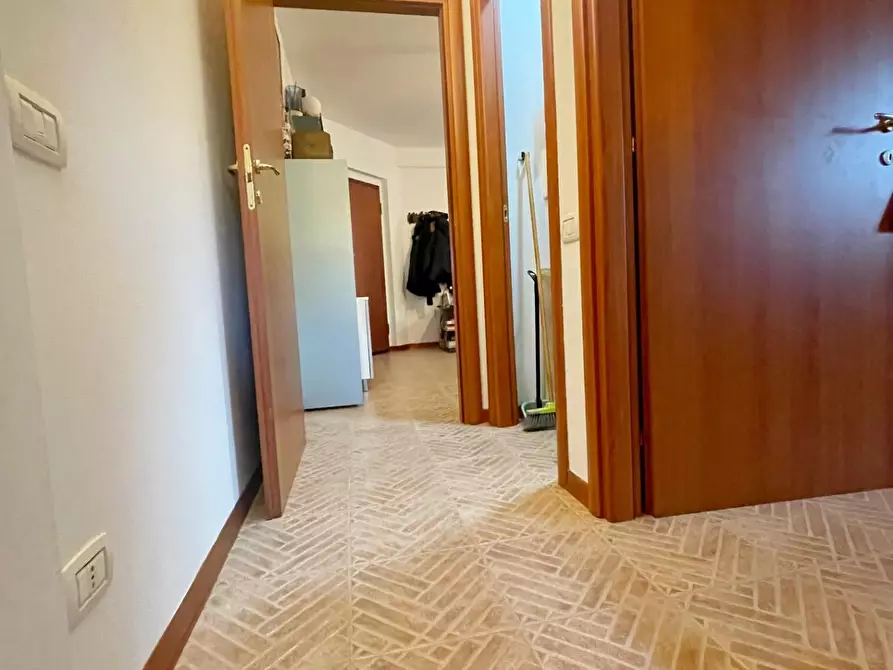 Immagine 4 di Appartamento in vendita  a Poggibonsi