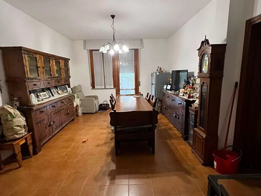 Immagine 7 di Appartamento in vendita  a Viareggio