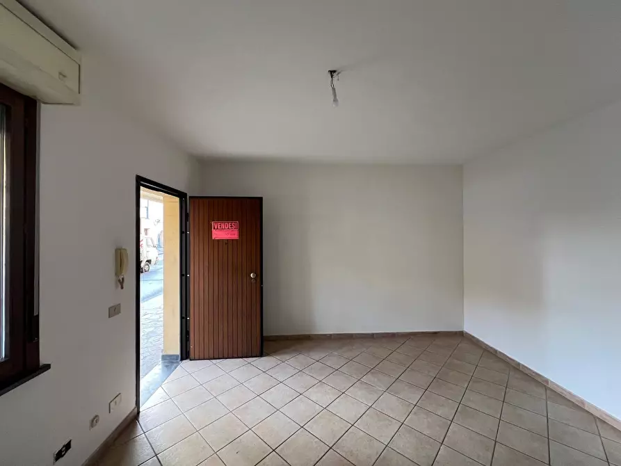 Immagine 7 di Appartamento in vendita  a Pontedera