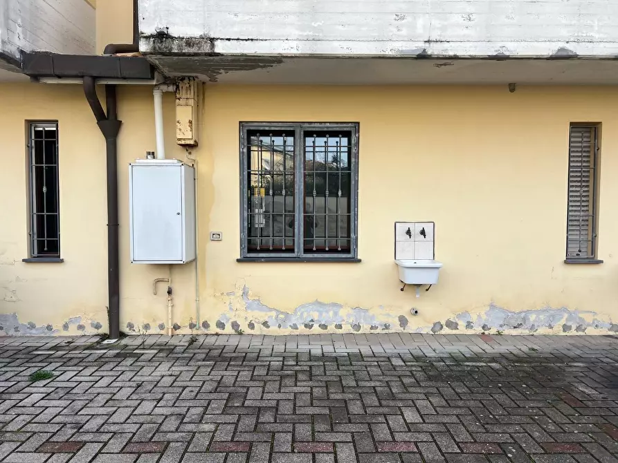 Immagine 21 di Appartamento in vendita  a Pontedera