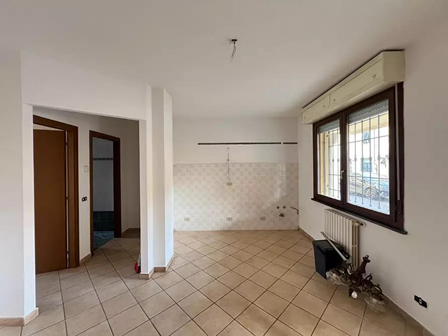 Immagine 2 di Appartamento in vendita  a Pontedera