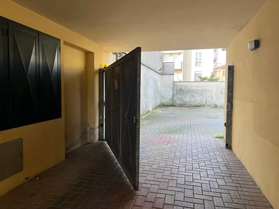 Immagine 24 di Appartamento in vendita  a Pontedera