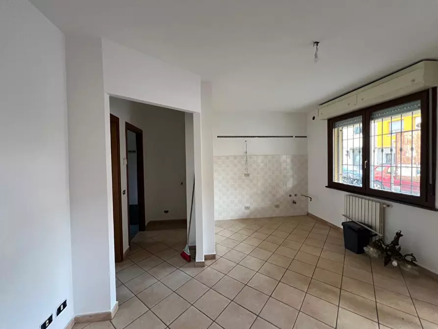 Immagine 4 di Appartamento in vendita  a Pontedera