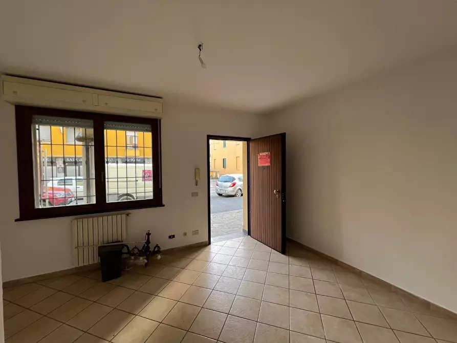 Immagine 6 di Appartamento in vendita  a Pontedera