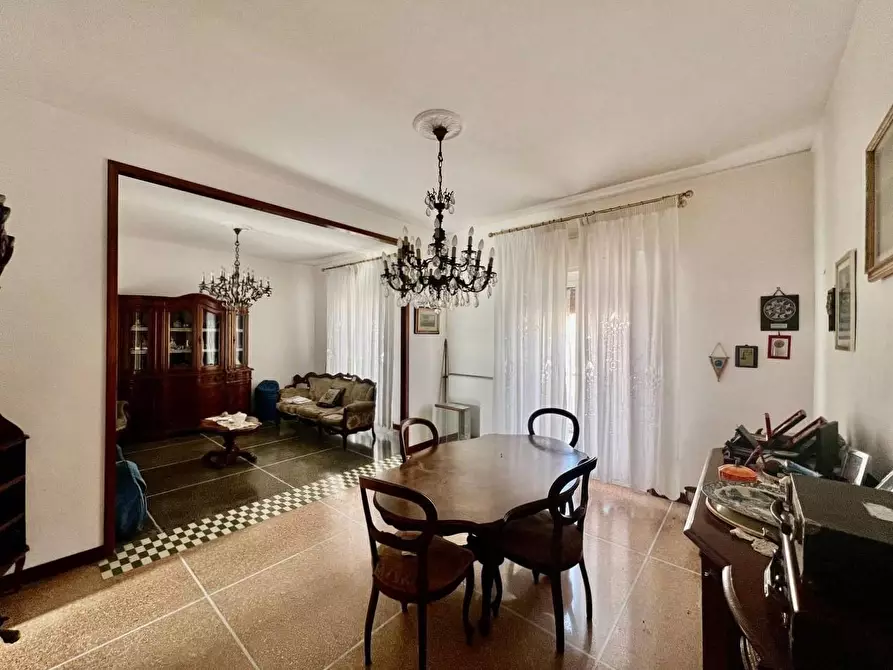 Immagine 4 di Appartamento in vendita  a Livorno