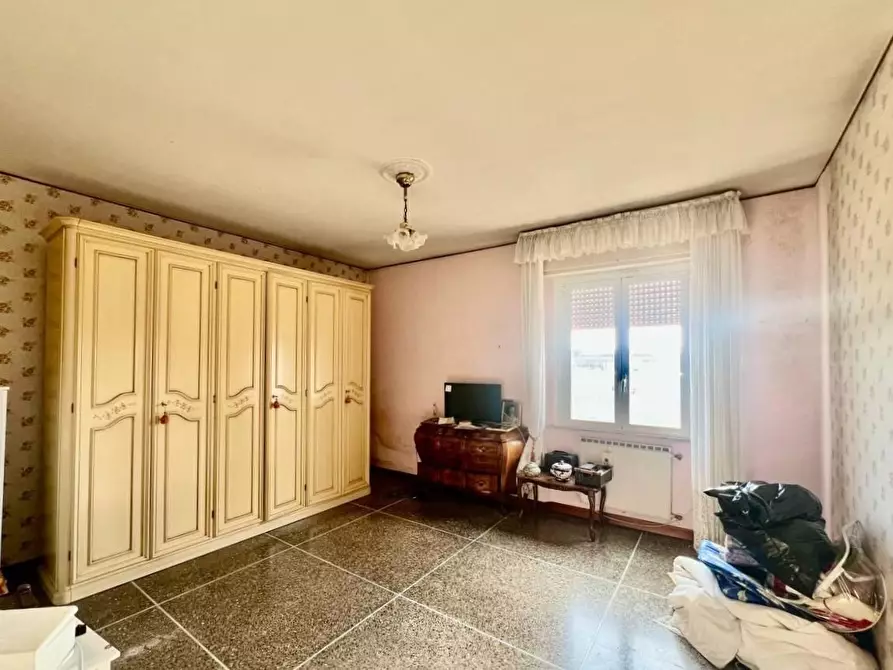 Immagine 15 di Appartamento in vendita  a Livorno