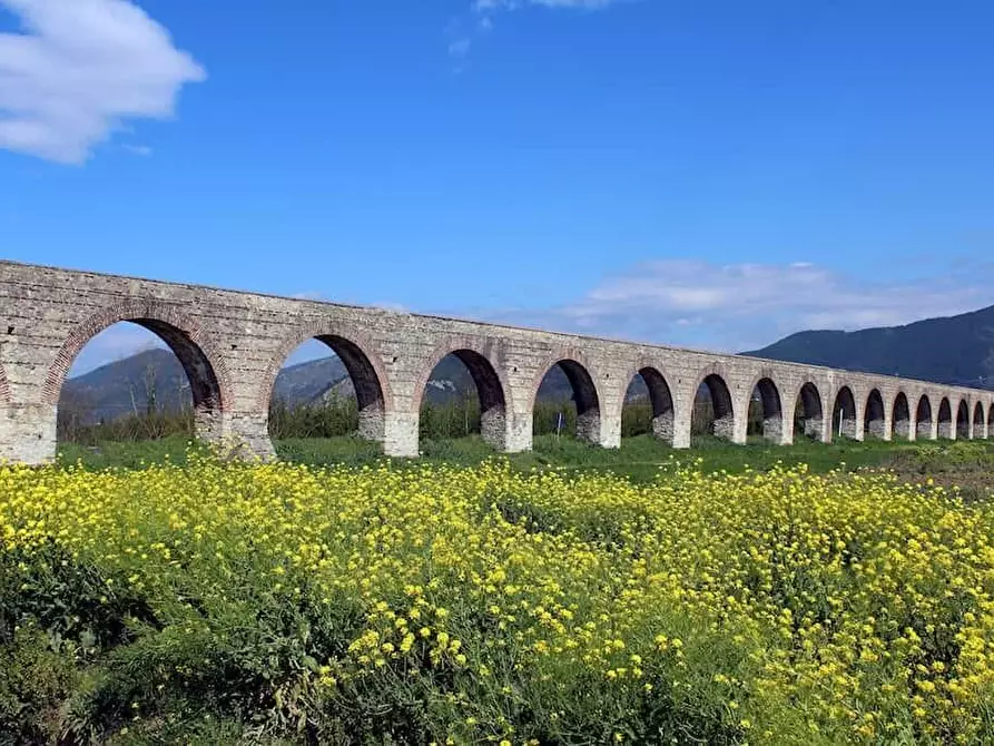 Immagine 10 di Casa bifamiliare in vendita  a San Giuliano Terme