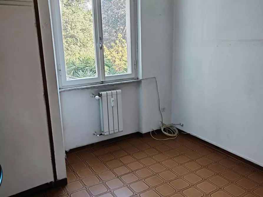 Immagine 8 di Appartamento in vendita  a Livorno