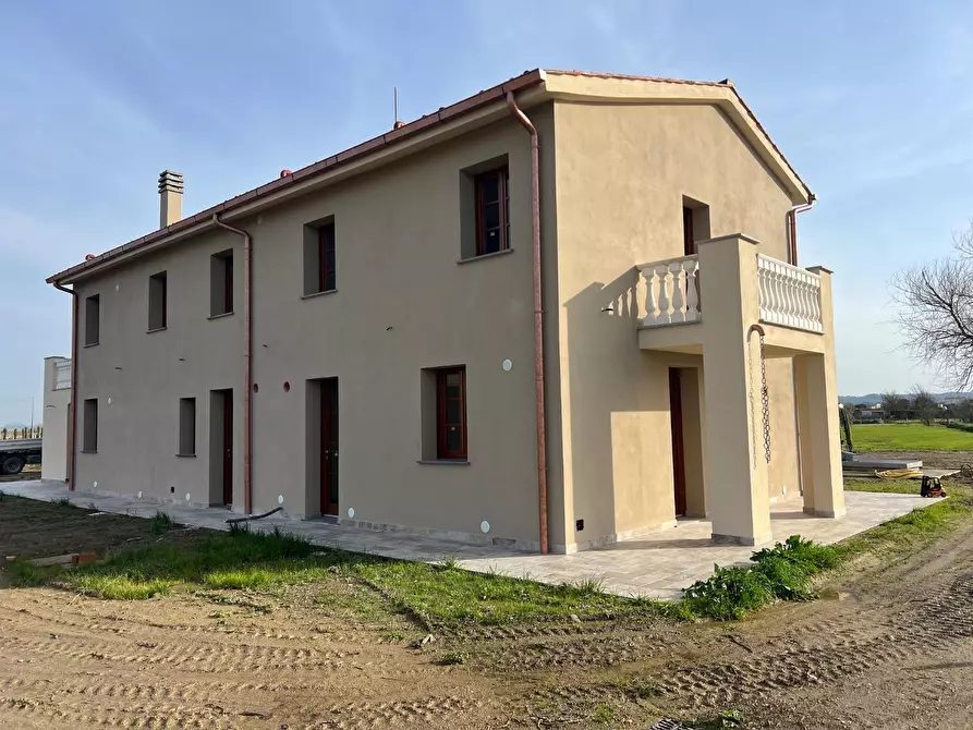 Immagine 28 di Villa in vendita  a Santa Maria A Monte