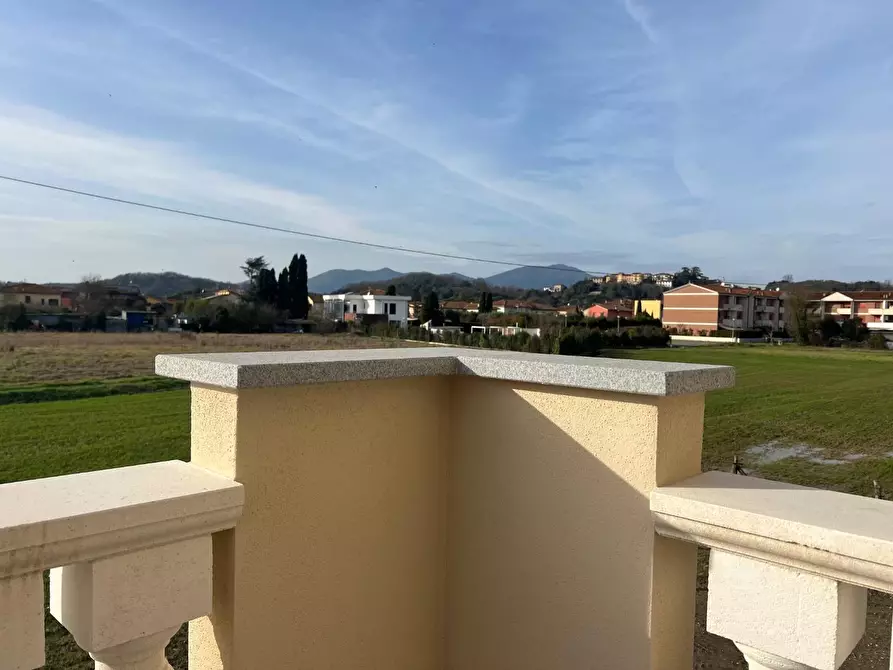 Immagine 8 di Villa in vendita  a Santa Maria A Monte