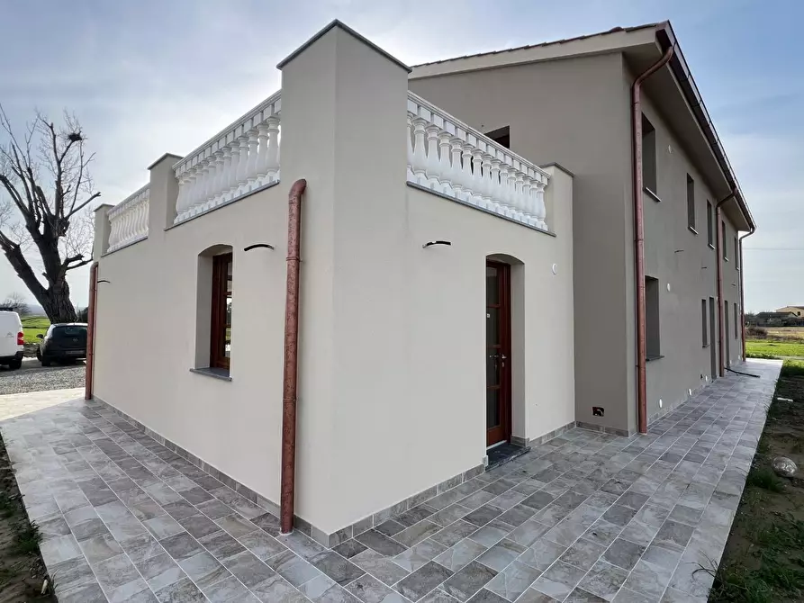 Immagine 42 di Villa in vendita  a Santa Maria A Monte