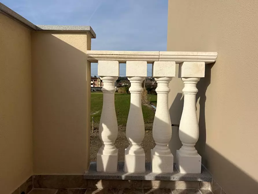 Immagine 9 di Villa in vendita  a Santa Maria A Monte