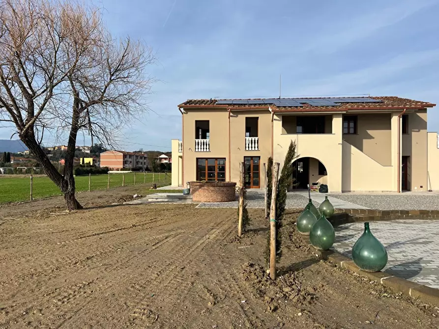 Immagine 51 di Villa in vendita  a Santa Maria A Monte