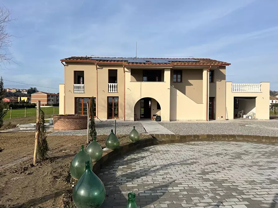 Immagine 50 di Villa in vendita  a Santa Maria A Monte