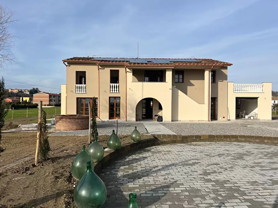 Immagine 48 di Villa in vendita  a Santa Maria A Monte