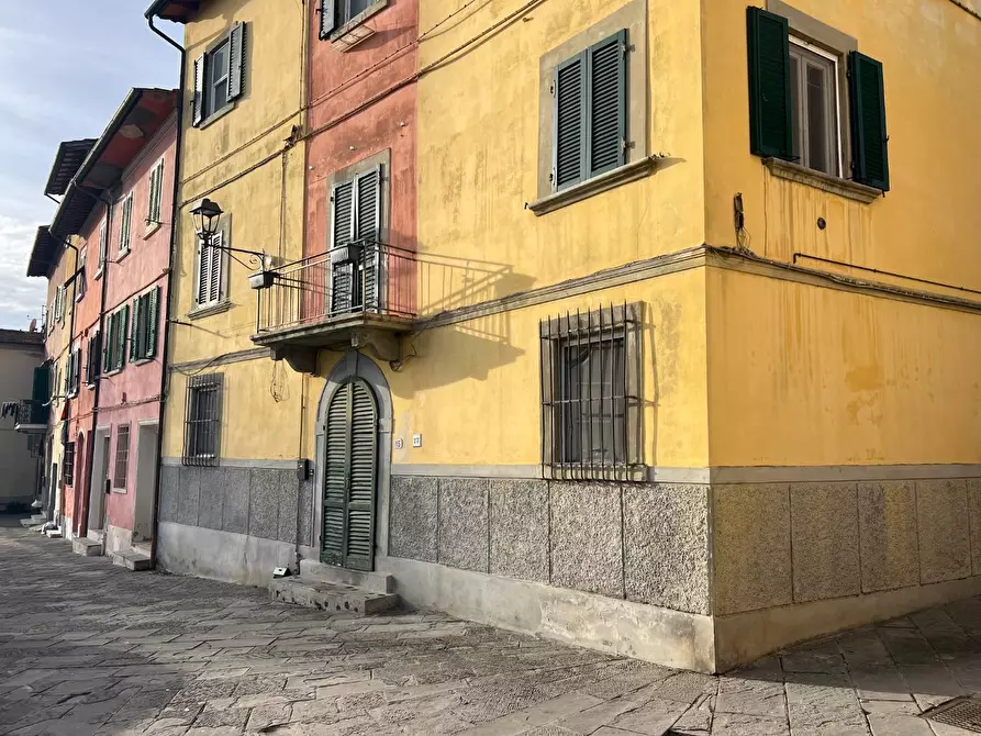 Immagine 33 di Appartamento in vendita  a Santa Maria A Monte