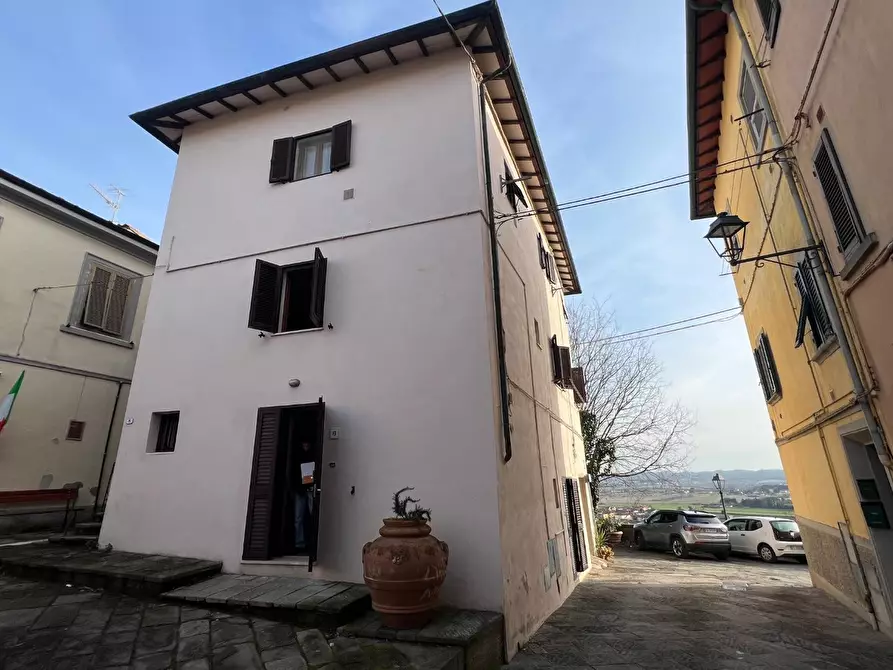 Immagine 4 di Appartamento in vendita  a Santa Maria A Monte