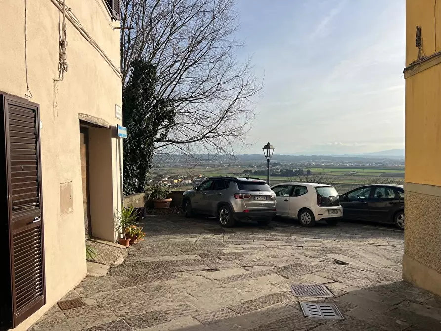 Immagine 8 di Appartamento in vendita  a Santa Maria A Monte