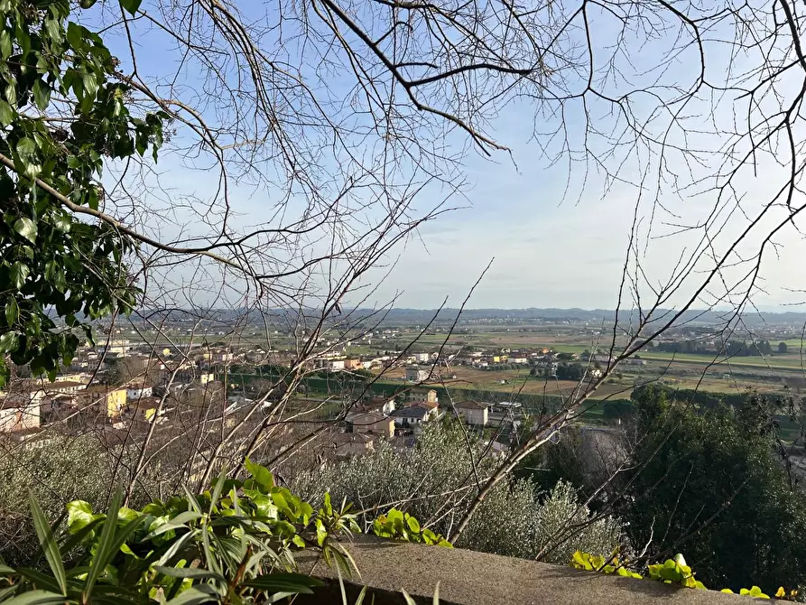 Immagine 35 di Appartamento in vendita  a Santa Maria A Monte