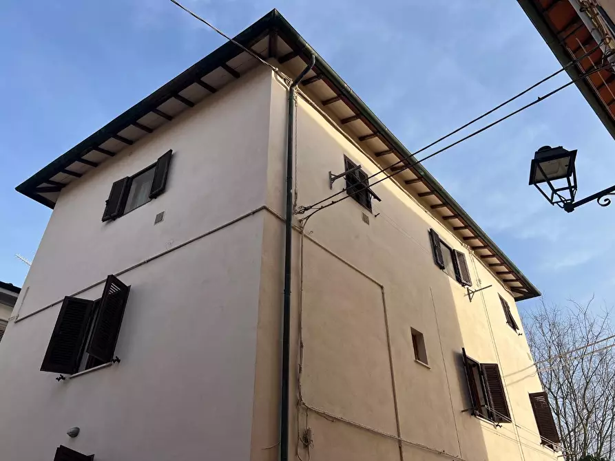 Immagine 21 di Appartamento in vendita  a Santa Maria A Monte