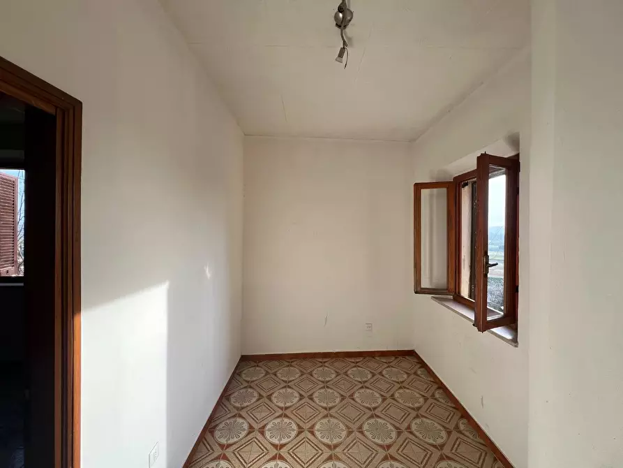 Immagine 10 di Appartamento in vendita  a Santa Maria A Monte