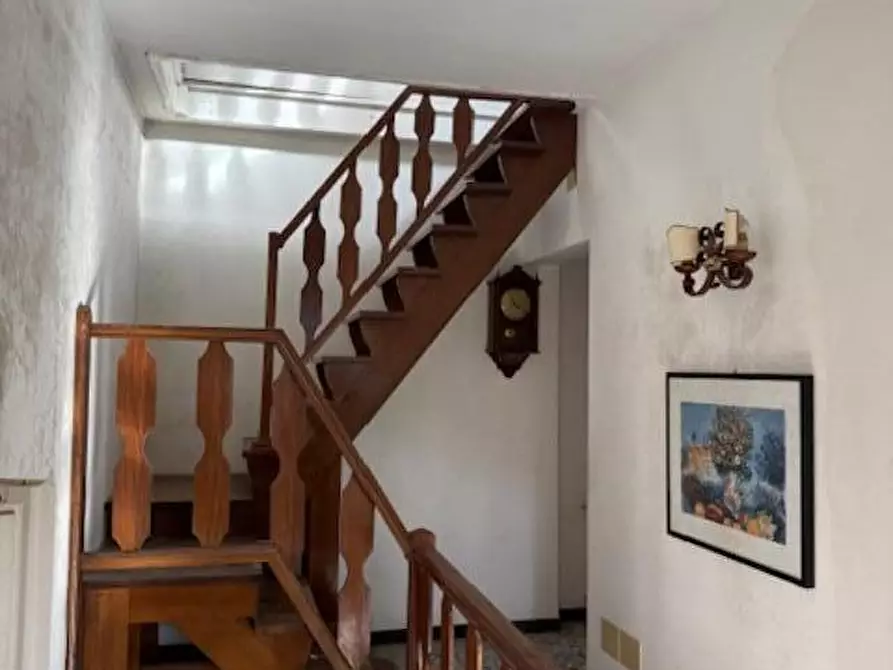 Immagine 22 di Porzione di casa in vendita  a Carrara