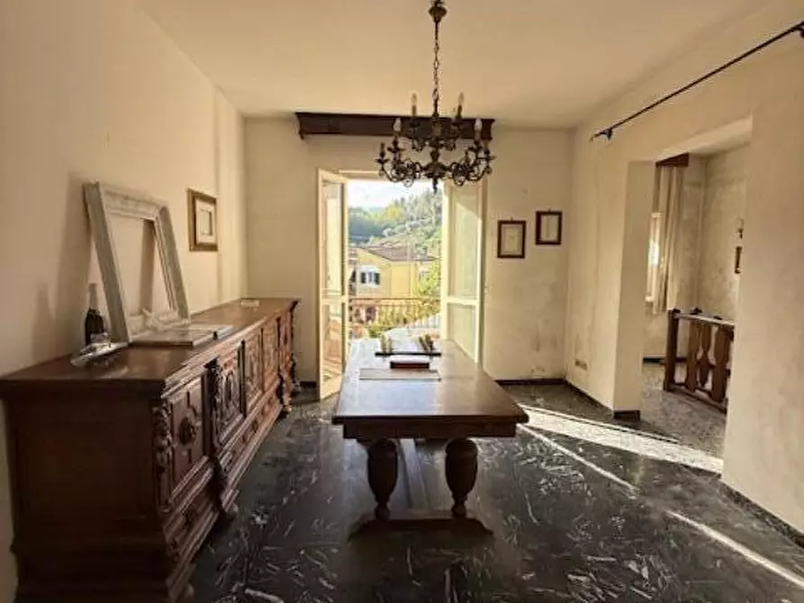 Immagine 19 di Porzione di casa in vendita  a Carrara