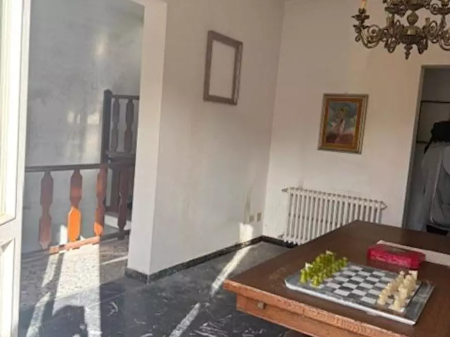Immagine 3 di Porzione di casa in vendita  a Carrara