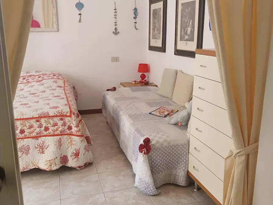 Immagine 7 di Appartamento in vendita  a Viareggio