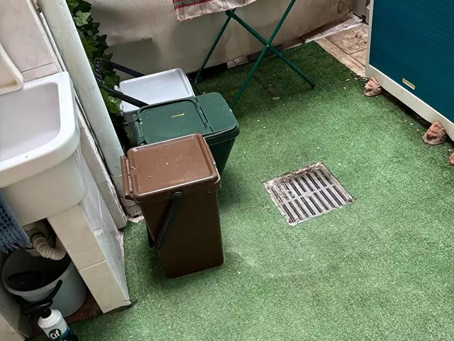 Immagine 9 di Appartamento in vendita  a Viareggio