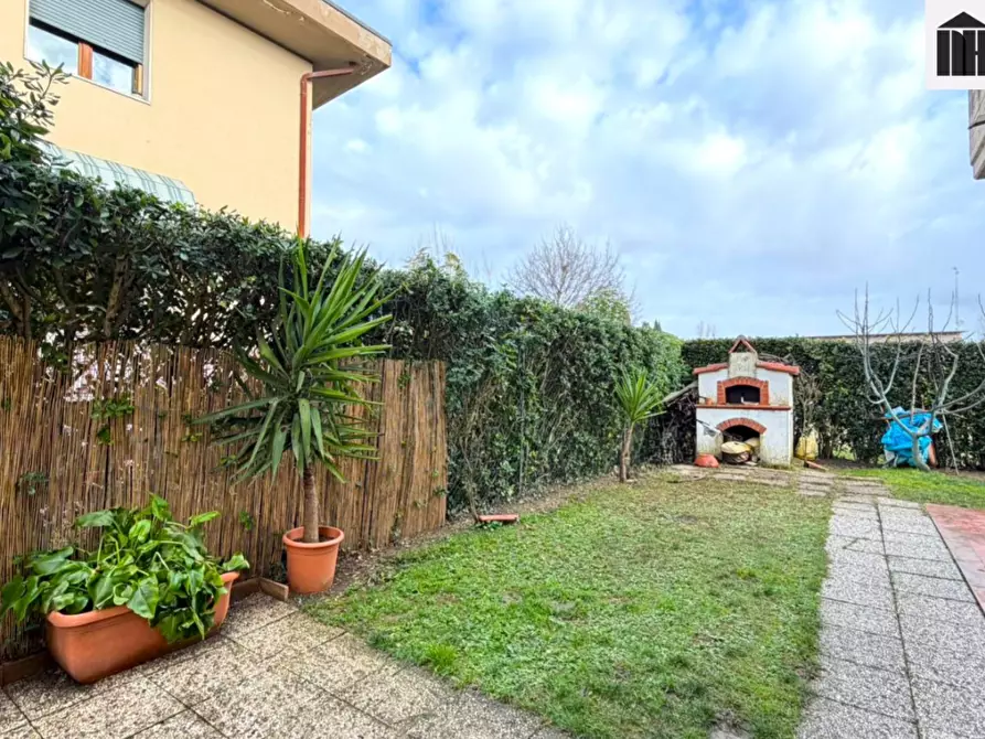 Immagine 1 di Appartamento in vendita  a Fucecchio