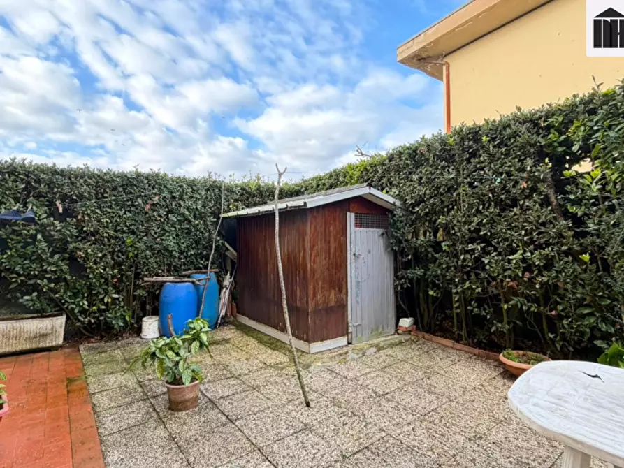 Immagine 23 di Appartamento in vendita  a Fucecchio