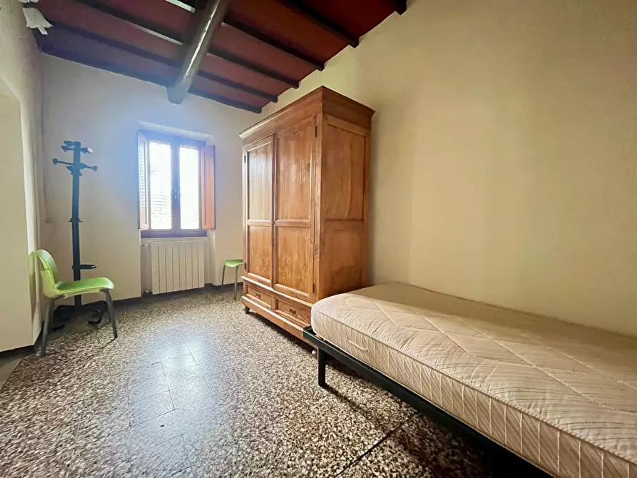 Immagine 11 di Appartamento in vendita  a Asciano