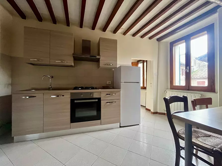 Immagine 5 di Appartamento in vendita  a Asciano