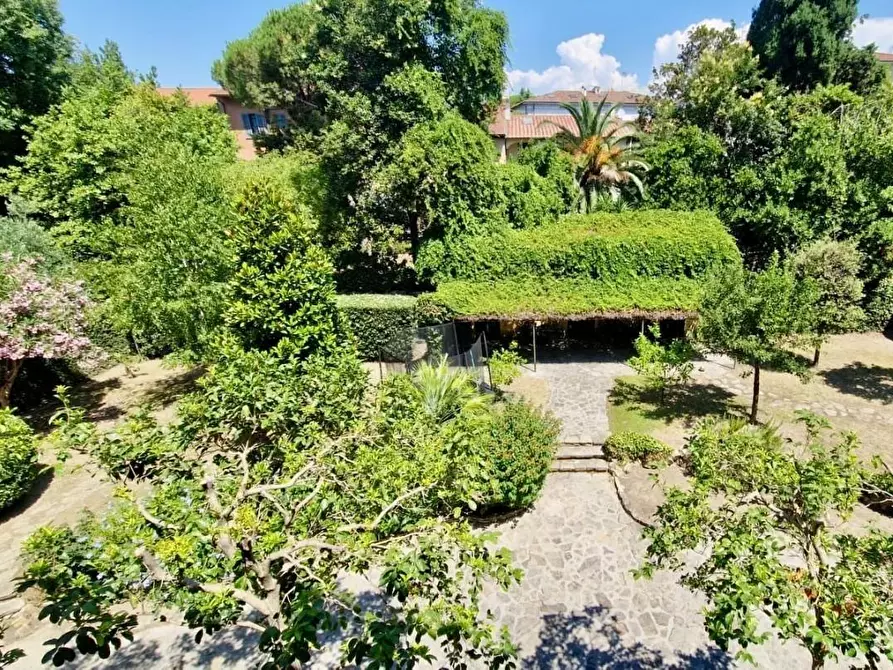 Immagine 2 di Appartamento in vendita  a Pisa