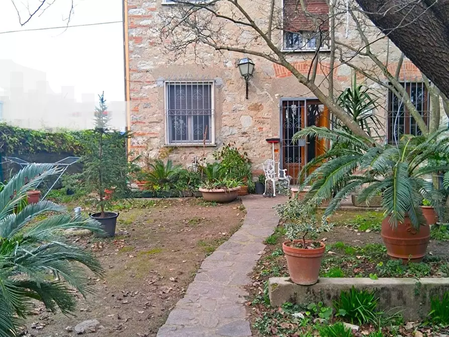 Immagine 3 di Casa semindipendente in vendita  a Capannori