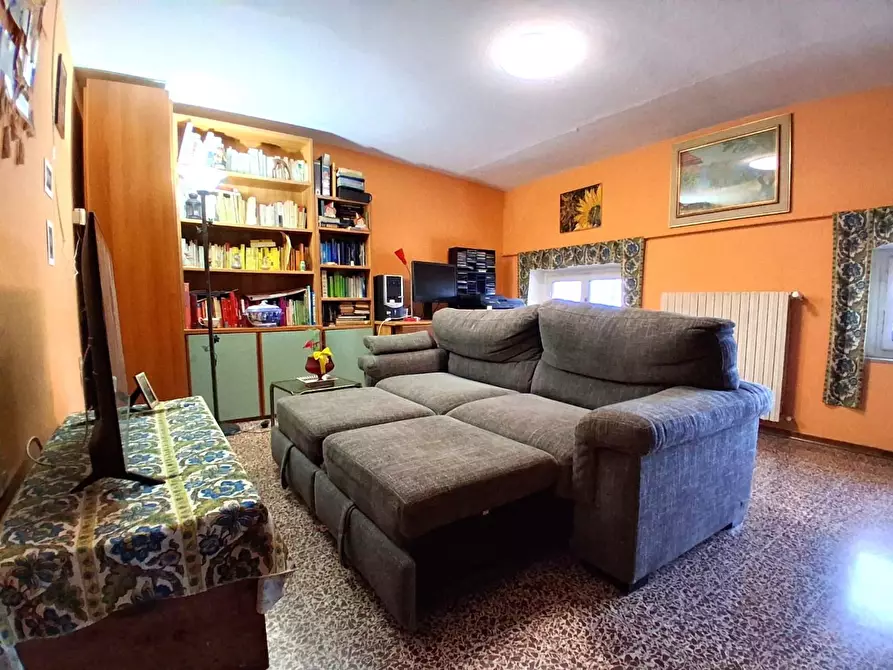 Immagine 26 di Casa semindipendente in vendita  a Capannori