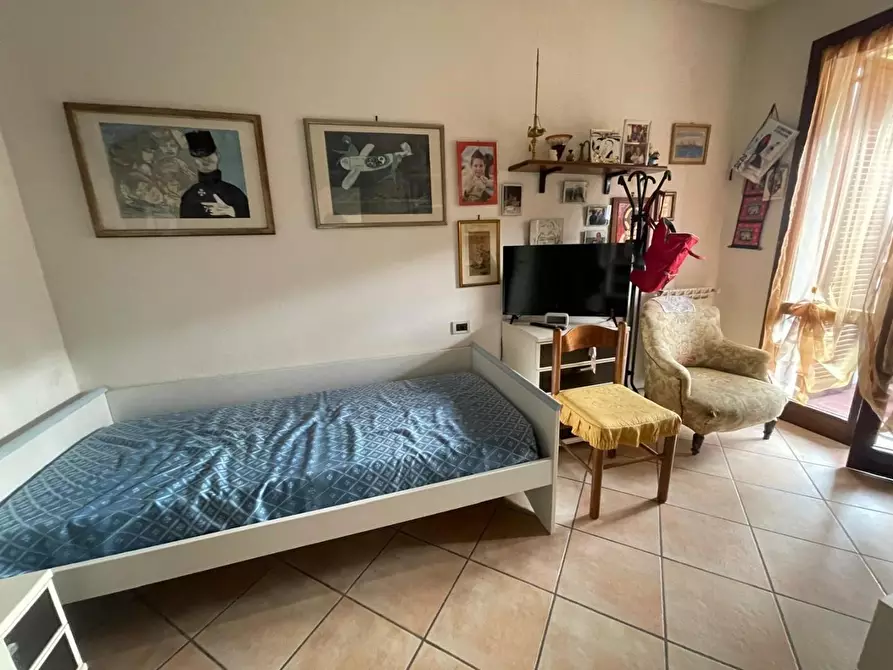 Immagine 6 di Appartamento in vendita  a Carrara